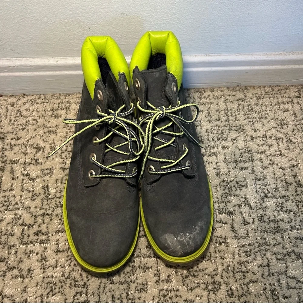 Timberland Green & Safety Grey Suede 6” Premium Waterproof Boots Size 4 Kids